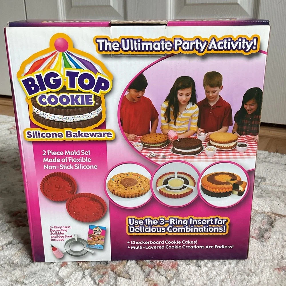 Big Top Cookie Silicone Bakeware
